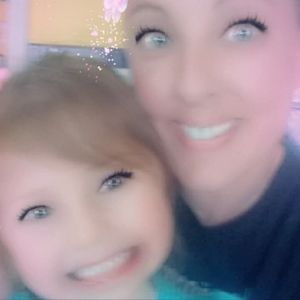 Meet your Posher, Laurie